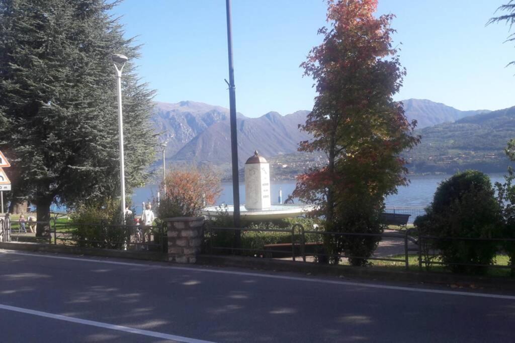 Appartamento Sul Lago D'Iseo ตาแวร์โนลา แบร์กามาสกา ภายนอก รูปภาพ