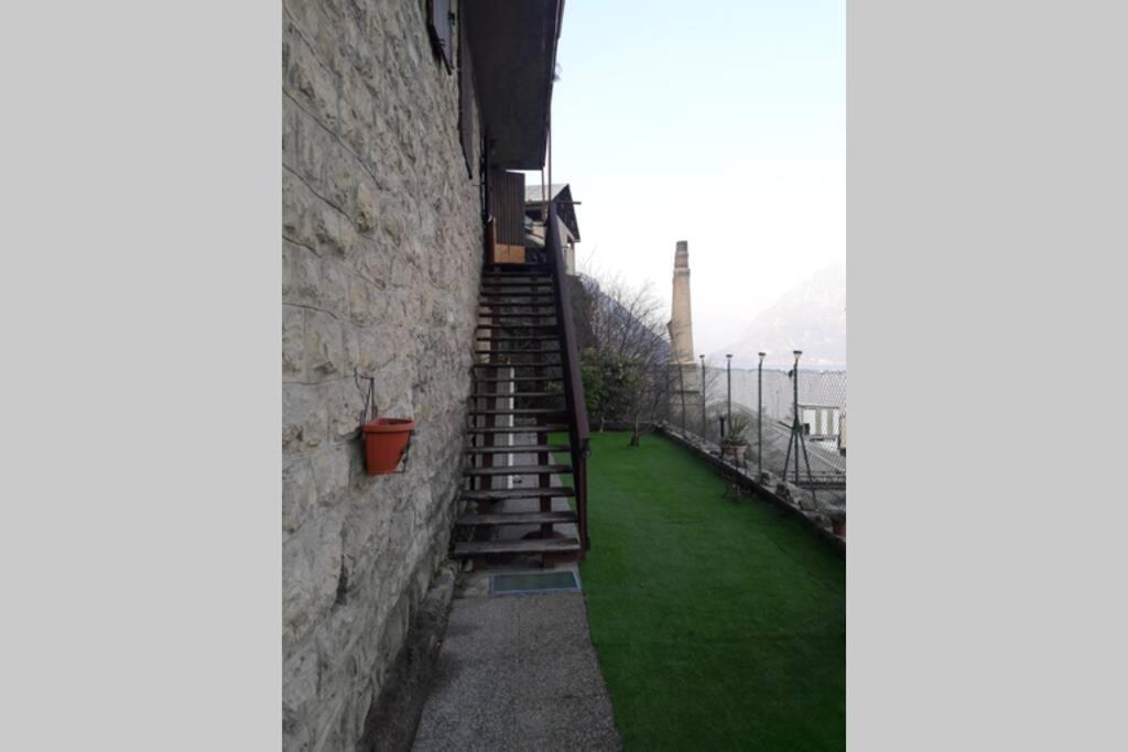 Appartamento Sul Lago D'Iseo ตาแวร์โนลา แบร์กามาสกา ภายนอก รูปภาพ
